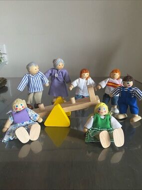 Hape Happy Family Wooden Dolls kid toys